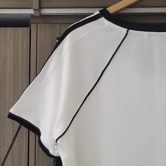 WILL BE GONE SOON) NNWOT) "Baseline Solid tee black/white - Picture 10 of 16